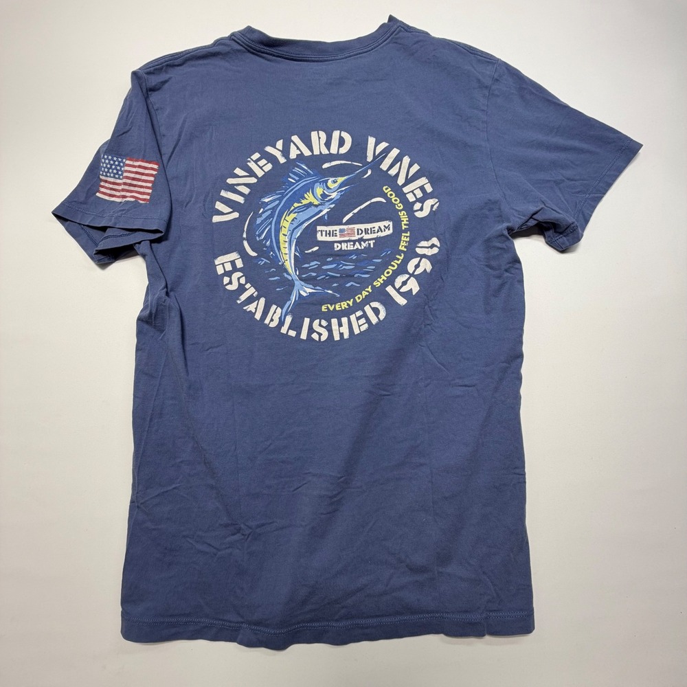 Vineyard Vines Blue Graphic Pocket T-Shirt Small‎ USA Flag Sleeve